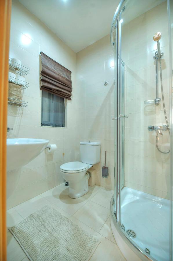 Modern 3Br Stylish & Spacious Apartment - Close To Sliema Promenade Gzira Экстерьер фото