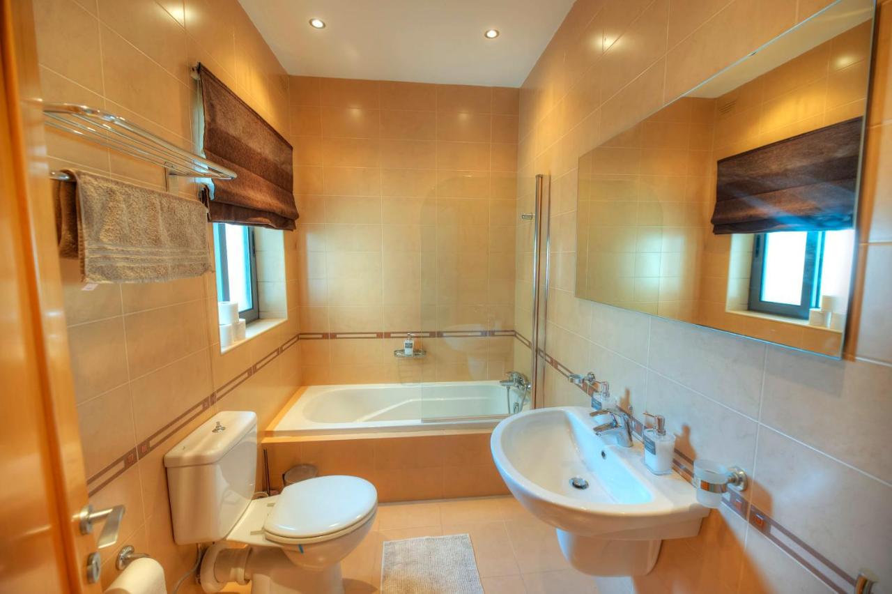 Modern 3Br Stylish & Spacious Apartment - Close To Sliema Promenade Gzira Экстерьер фото