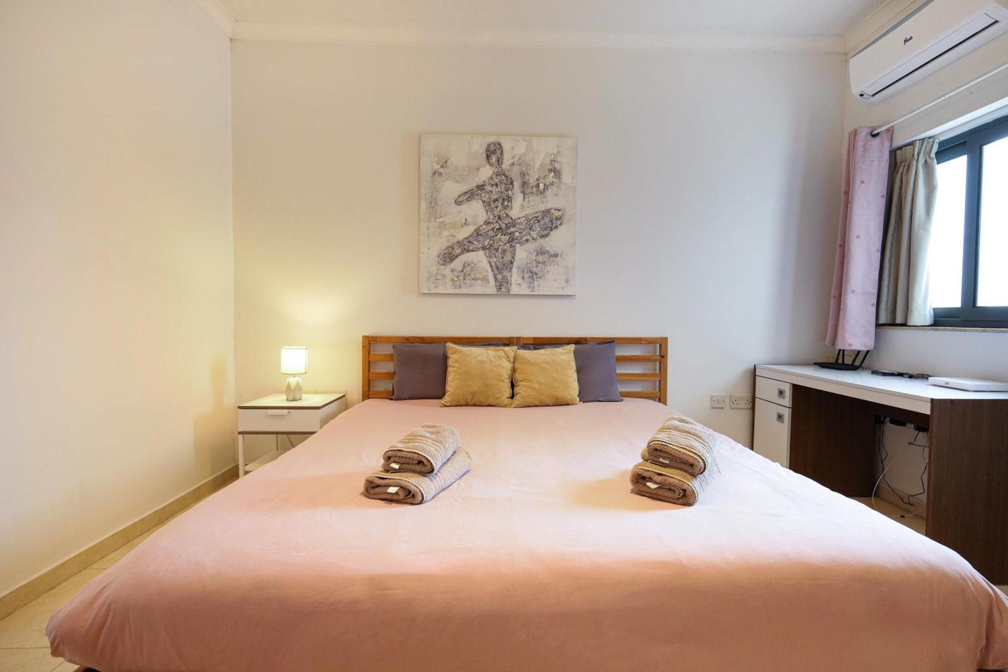 Modern 3Br Stylish & Spacious Apartment - Close To Sliema Promenade Gzira Экстерьер фото
