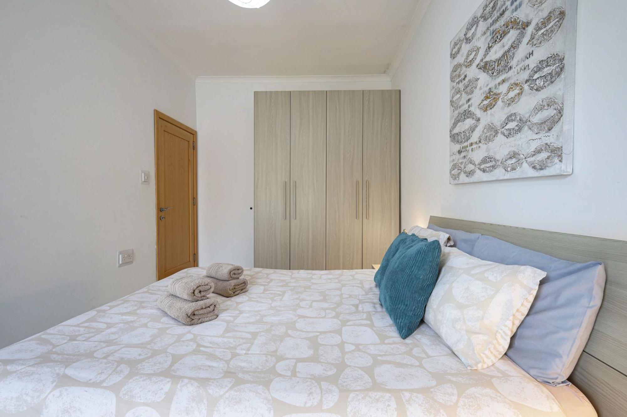 Modern 3Br Stylish & Spacious Apartment - Close To Sliema Promenade Gzira Экстерьер фото
