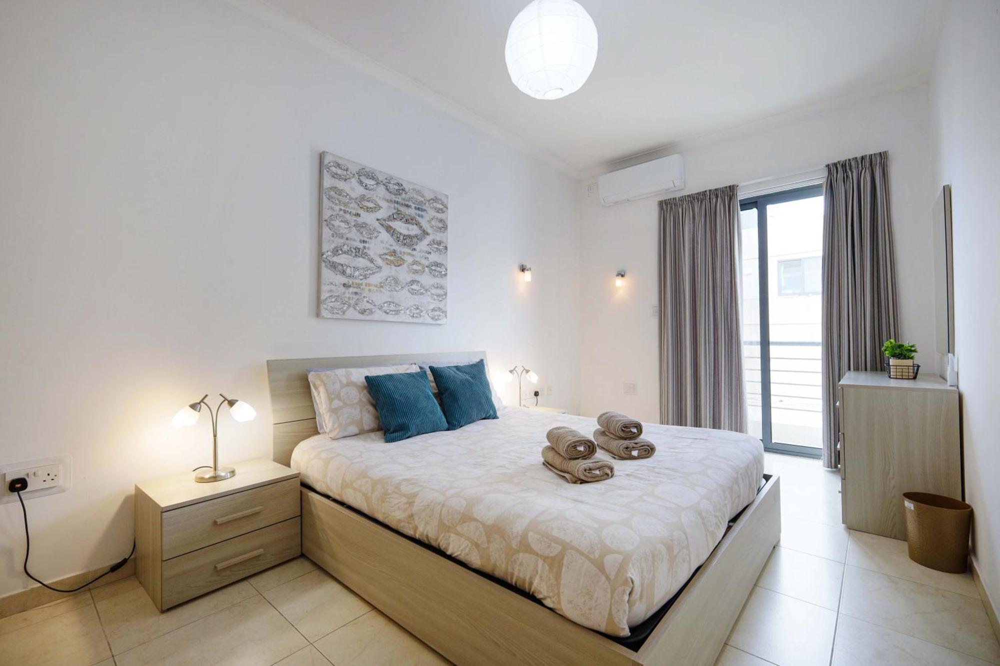 Modern 3Br Stylish & Spacious Apartment - Close To Sliema Promenade Gzira Экстерьер фото