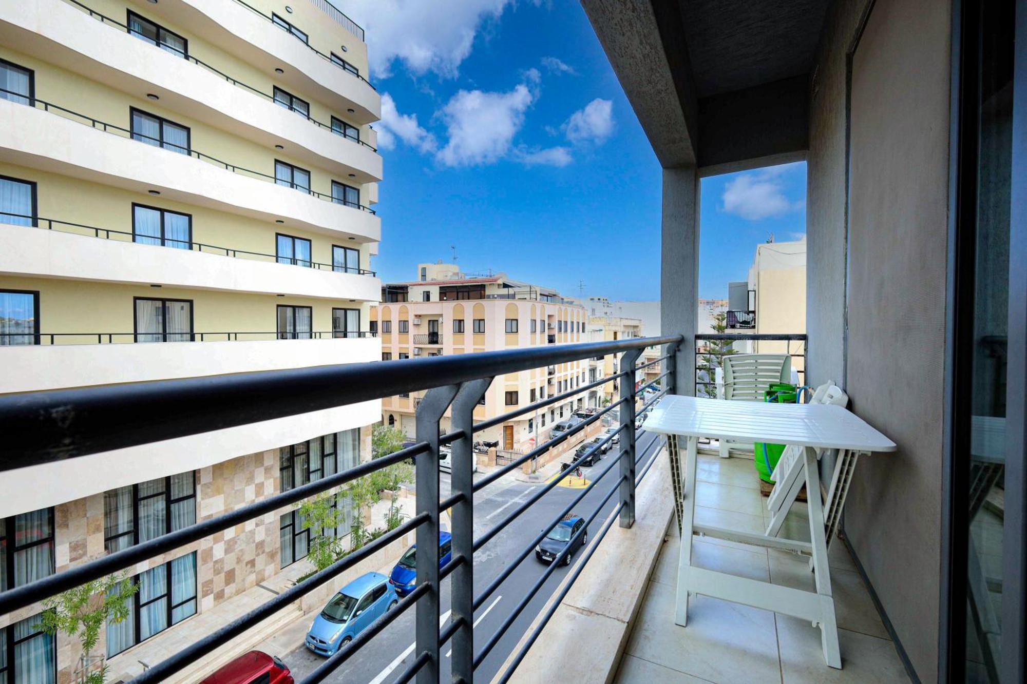 Modern 3Br Stylish & Spacious Apartment - Close To Sliema Promenade Gzira Экстерьер фото